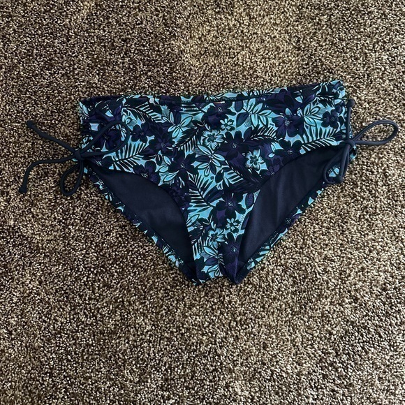Joe Fresh Bikini Bottoms Size S Women’s Navy Blue Floral High Waisted Swimwear - Picture 1 of 6